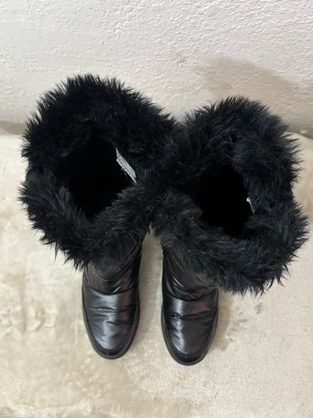 Women's Black Faux-Fur Winter Boots